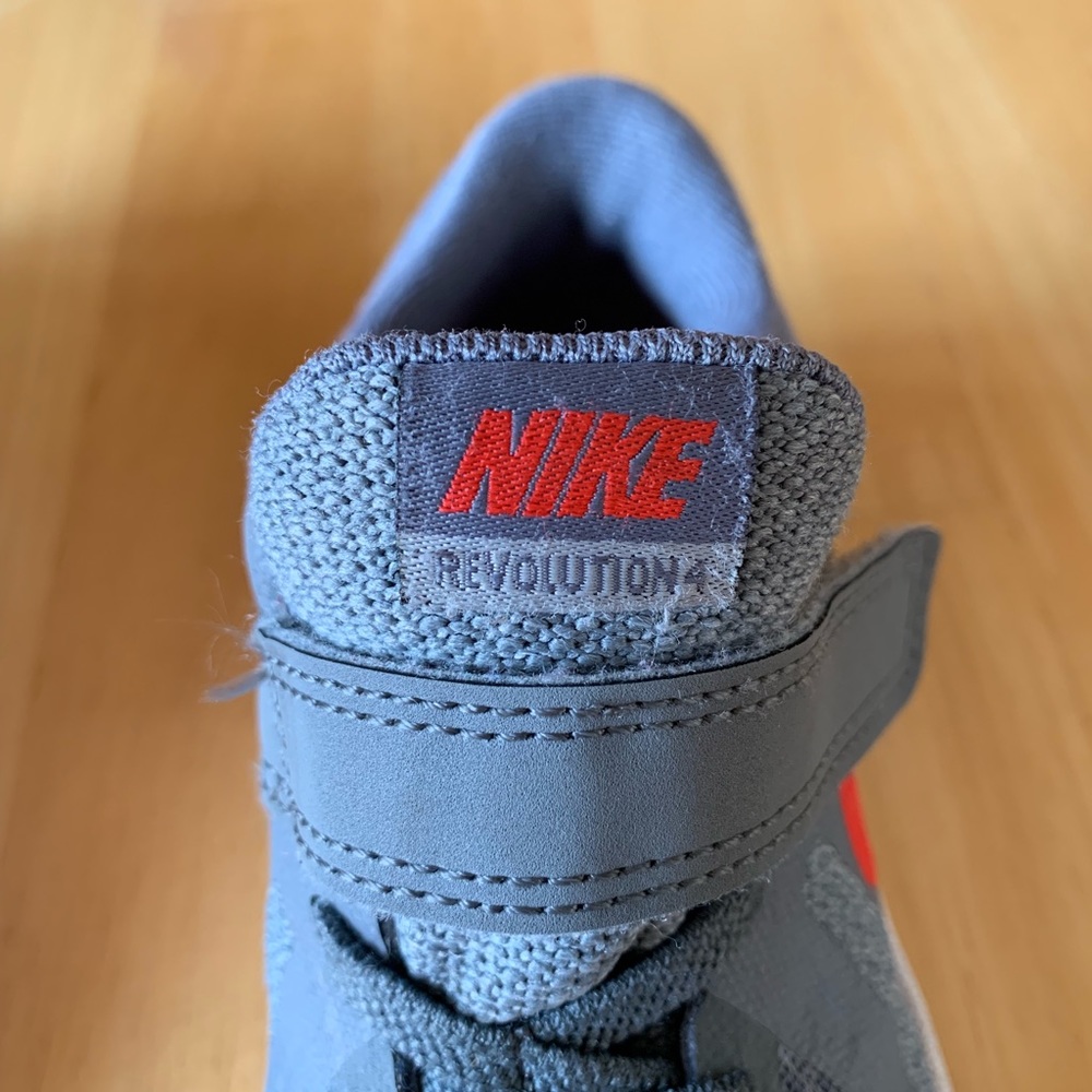 Nike Toddler Sneakers - Grey & Red/Orange